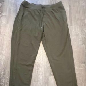 Men pj bottoms( Worn once-)